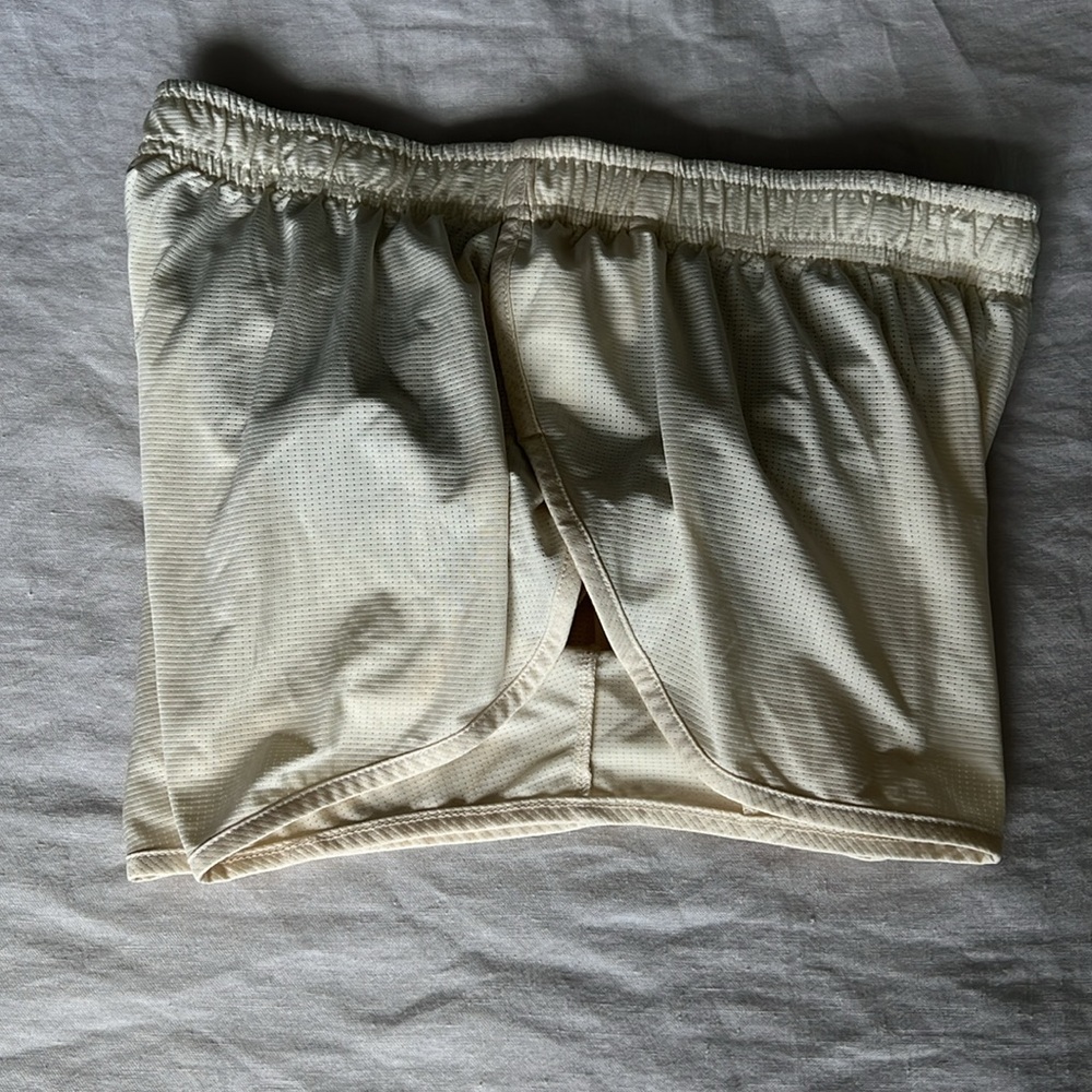 Tracksmith Cream Athletic Shorts - Picture 4 of 9